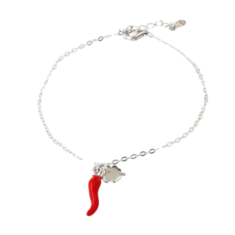 Bysimon - Bracciale in Argento 925 con corno impreziosito da smalto rosso e quadrifoglio portafortuna