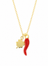 BYSIMON - Collana in Argento 925 con corno portafortuna impreziosito da smalto rosso e quadrifoglio portafortuna