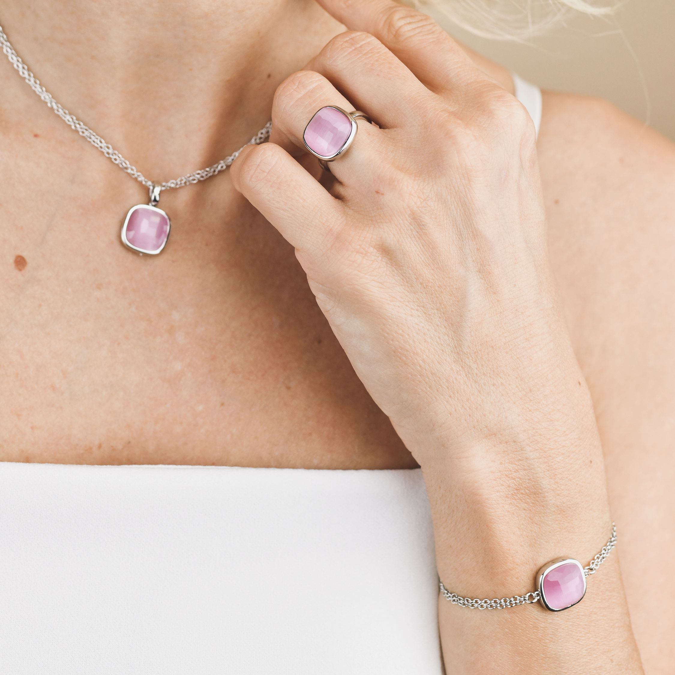 Bracciale rodiato con doppia catena e cristallo grande rosa baby XB1009R