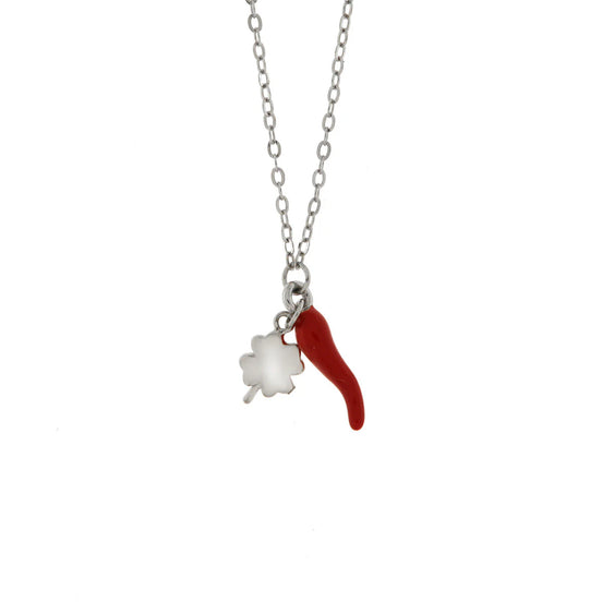 BYSIMON - Collana in Argento 925 con corno impreziosito da smalto rosso e quadrifoglio portafortuna