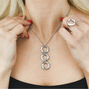 COLLANA BOCCADAMO DONNA CON MODULI CIRCOLARI IN FILA Riferimento KGR045