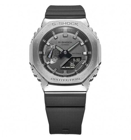 Casio - Orologio G-Shock metal covered GM-2100-1AER
