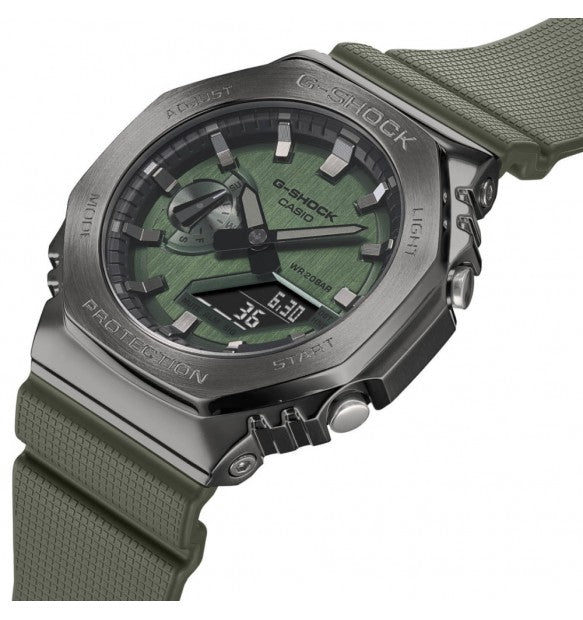 Casio - Orologio  G-Shock metal covered GM-2100B-3AER
