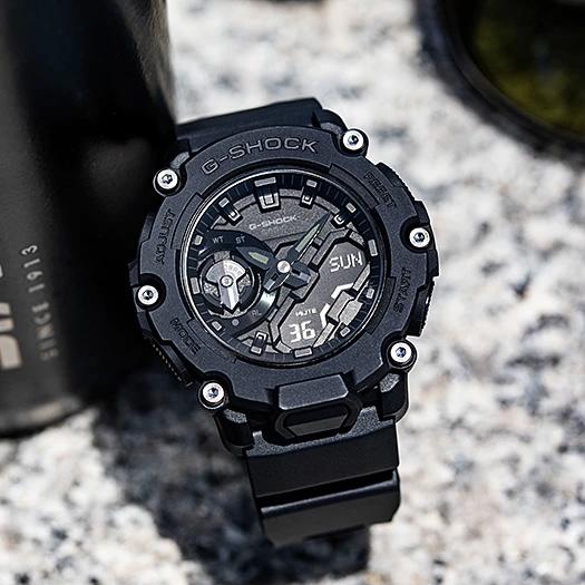 Casio G-Shock orologio multifunzione uomo nero GA-2200BB-1AER